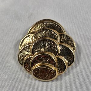 Vtg Jeri Lou Gold Tone Scarf Clip Textured Layered Scalloped Stacked Coins 80s